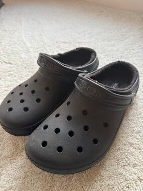 Men’s CROCS Black Fleece-Lined Clog